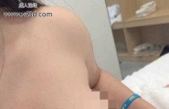 【暗恋老家女同学 五年后再遇已为人妻 主动开房口交乳交射满美乳】